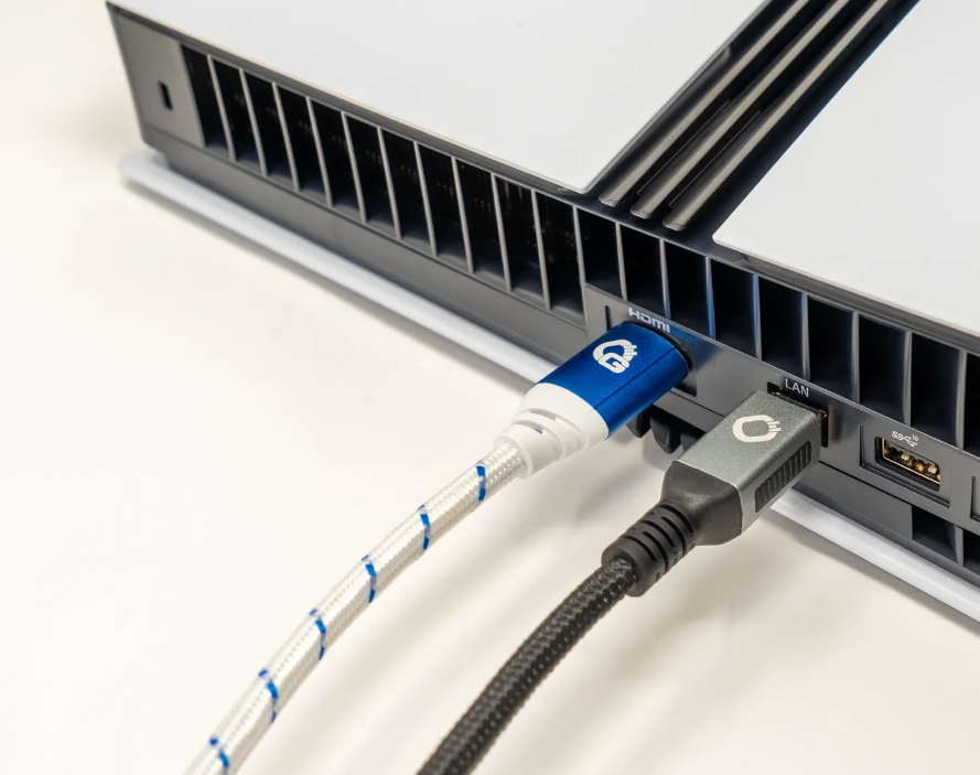 Oehlbach EXCELLENCE Gaming UHD Ultra High-Speed HDMI 2.1b cable 3,0m Blue / White D1C42554