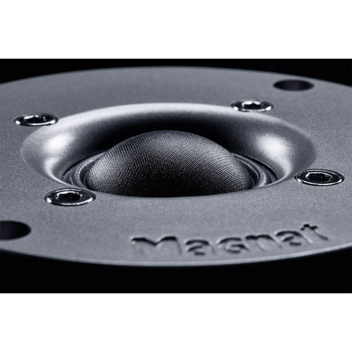 Magnat Reference 2A (Black) Полочная акустика