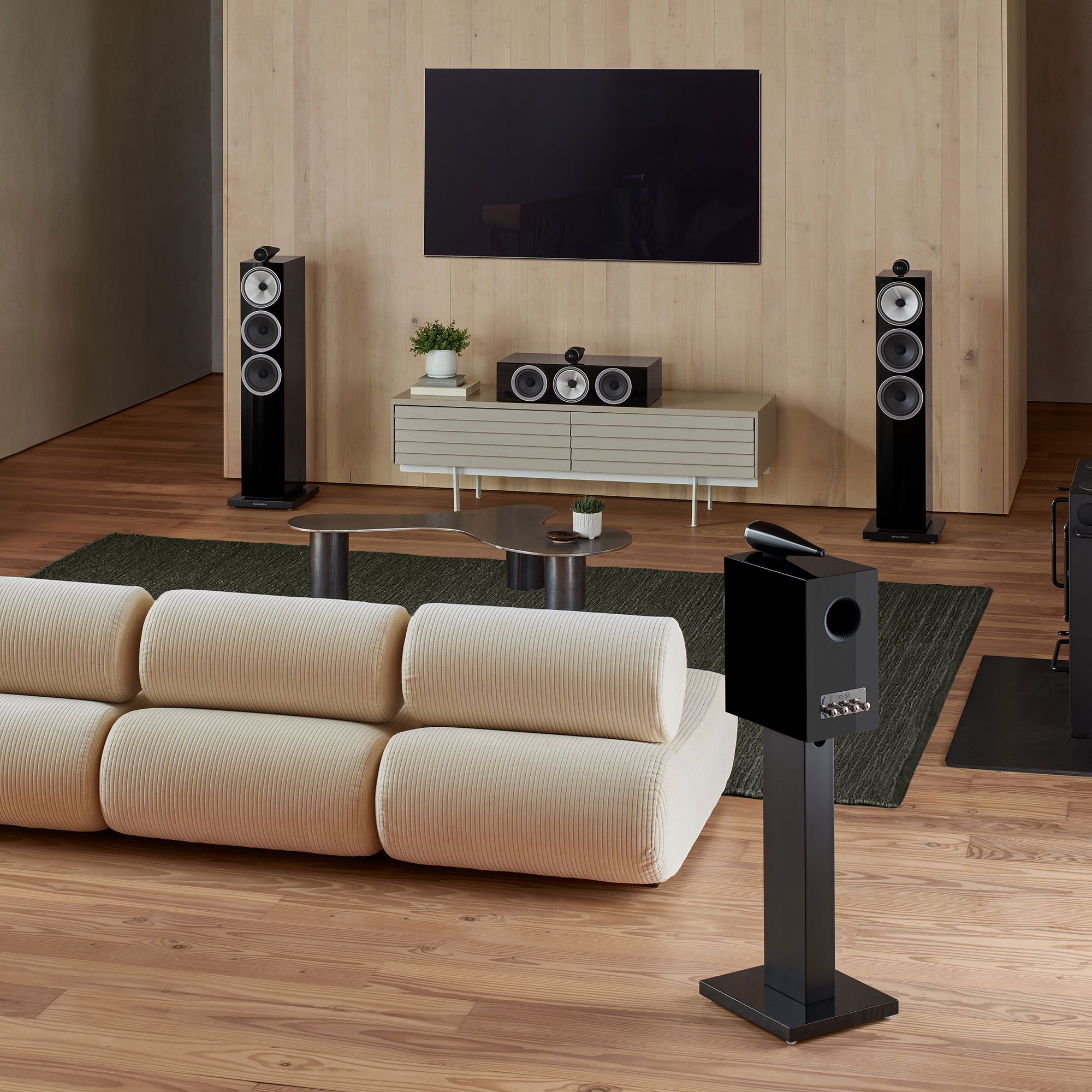 Bowers & Wilkins 703 S3 Glossy Black напольная АС
