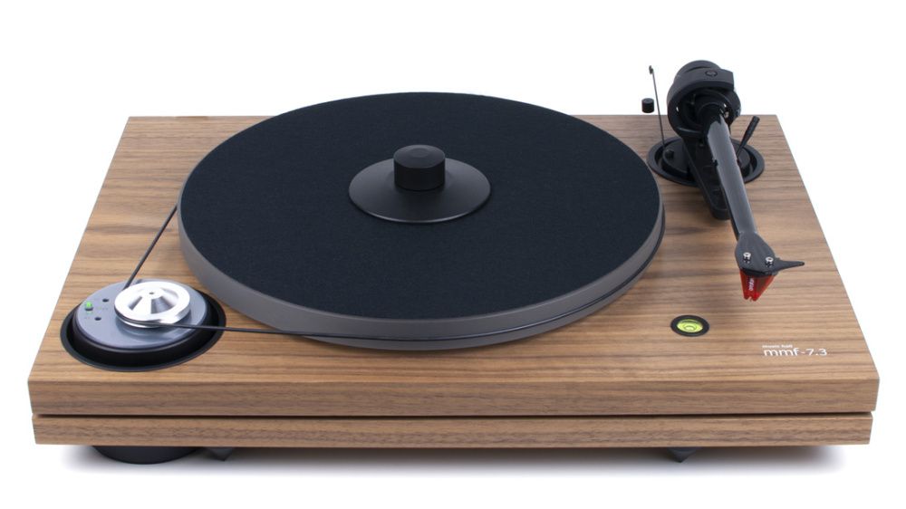 Music Hall MMF-7.3 walnut картридж Ortofon 2M Bronze