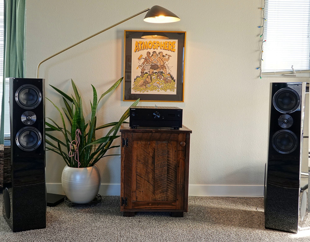 SVS Ultra Tower piano black напольная акустическая система