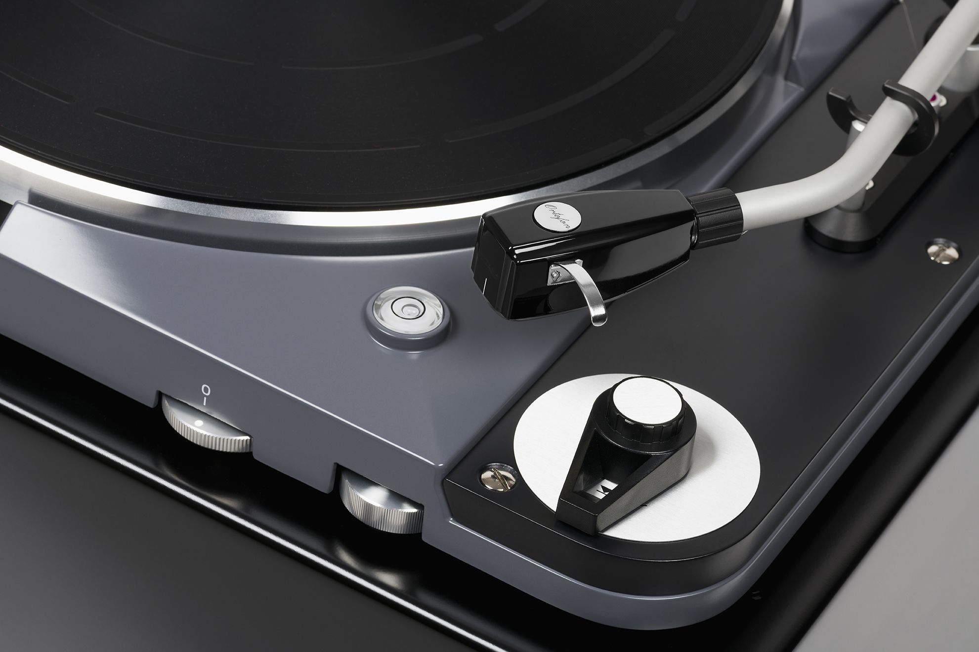 Thorens TD-124DD TP124 grey виниловый проигрыватель