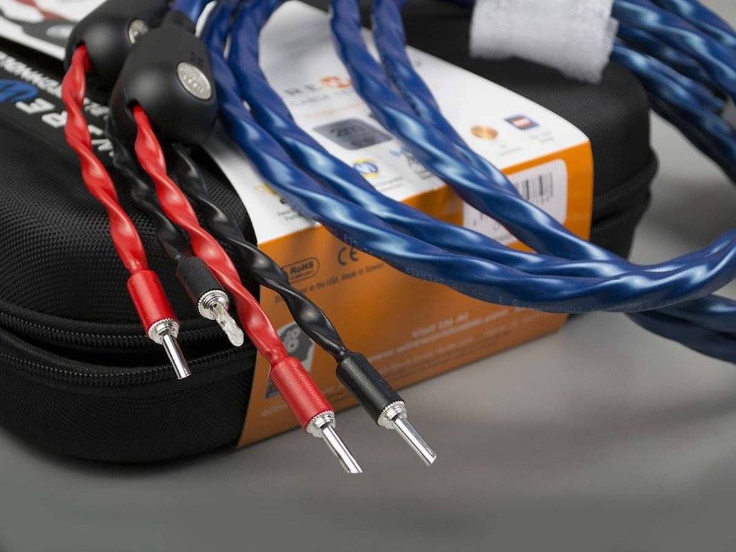 Wireworld Oasis 8 Speaker Cable 3.0m Pair (BAN-BAN) кабель акустический "банан" пара (OAS3.0MB-8)