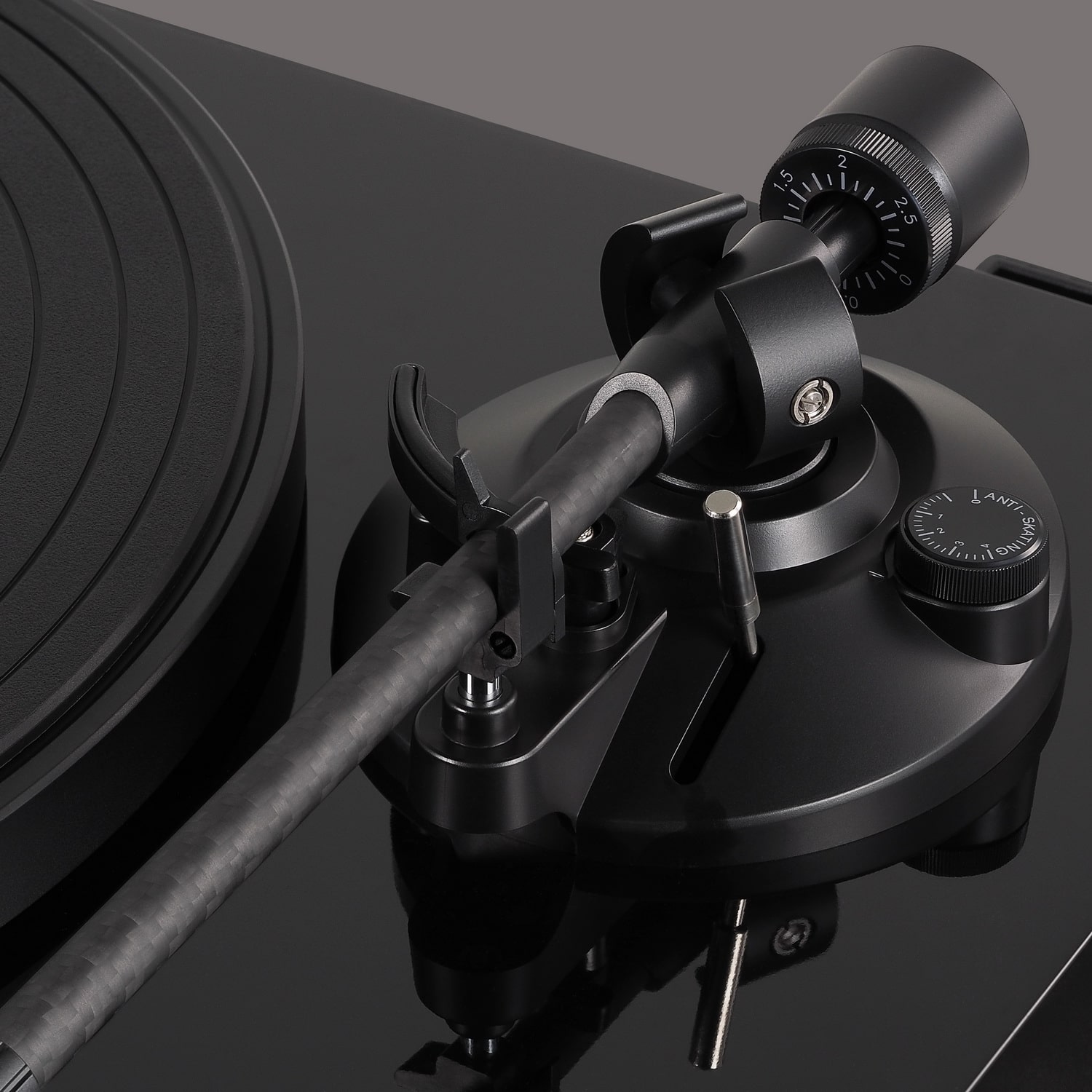 AUDIO-TECHNICA AT-LPW50PB Проигрыватель винила