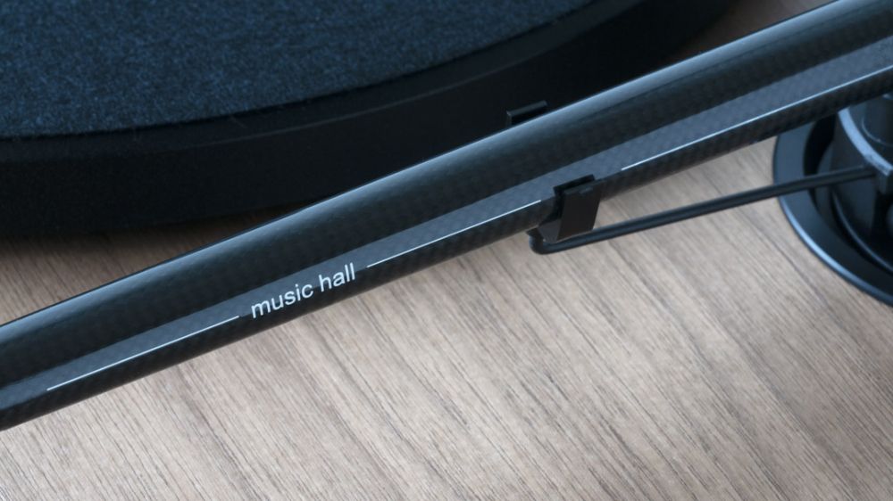 Music Hall MMF-5.3 SE walnut, картридж Ortofon 2M Bronze