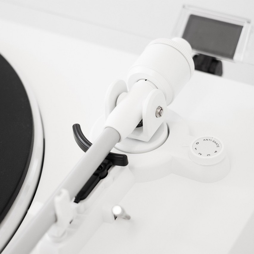 AUDIO-TECHNICA AT-LP3WH Виниловый проигрыватель