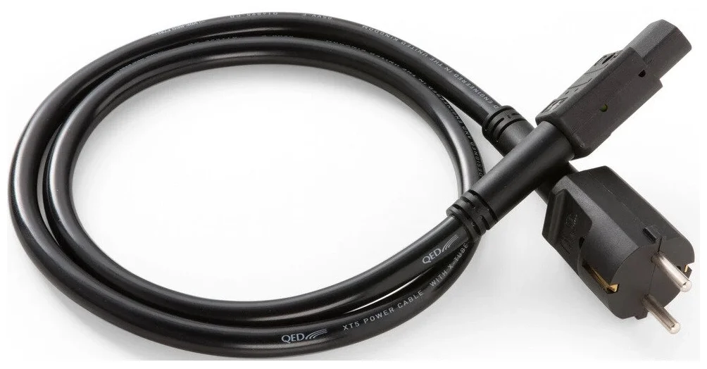 QED XT3 Power cable EU 3m силовой кабель серии XT3 3м (QE4830)