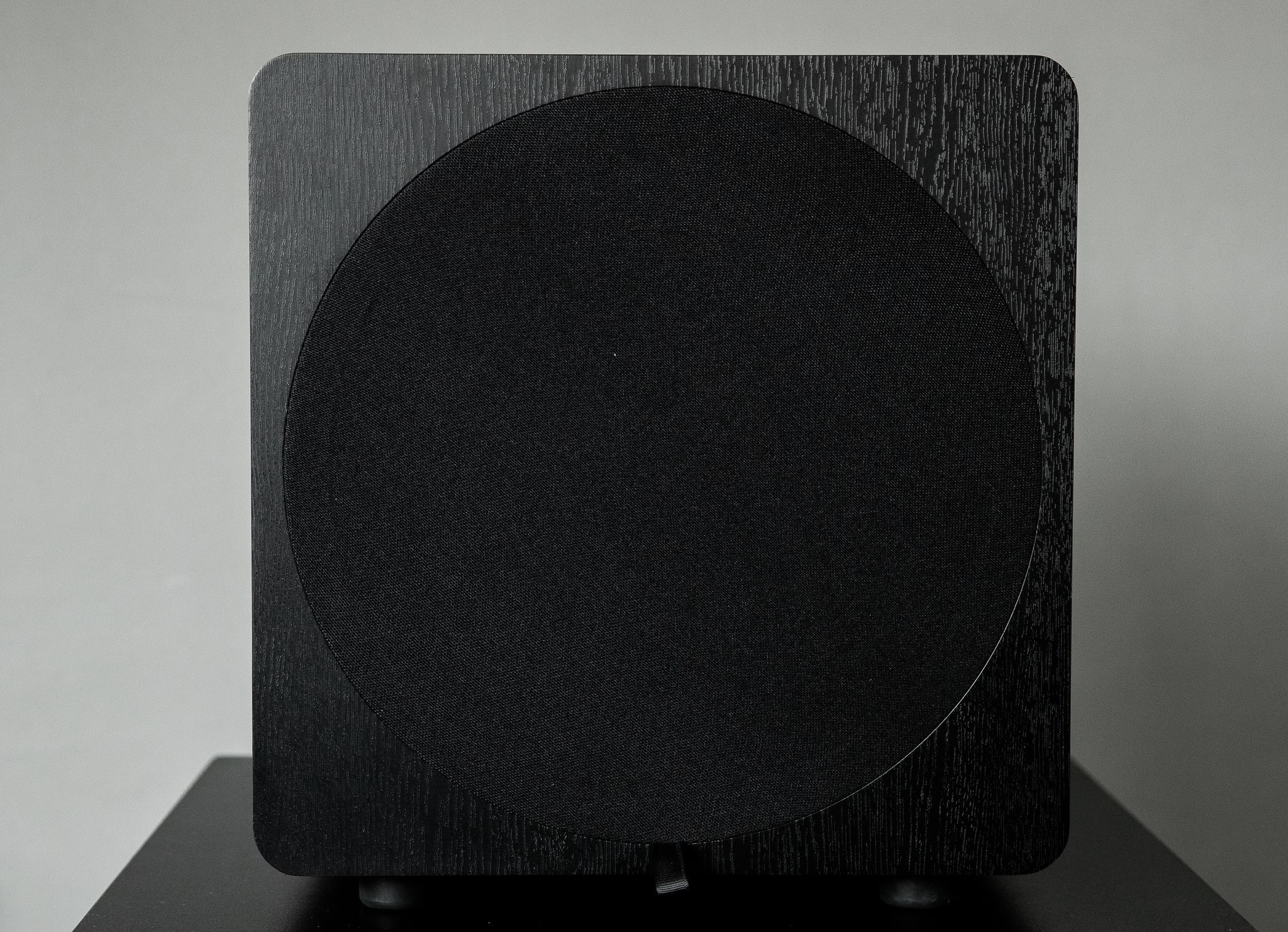 Velodyne DB-8 black активный сабвуфер